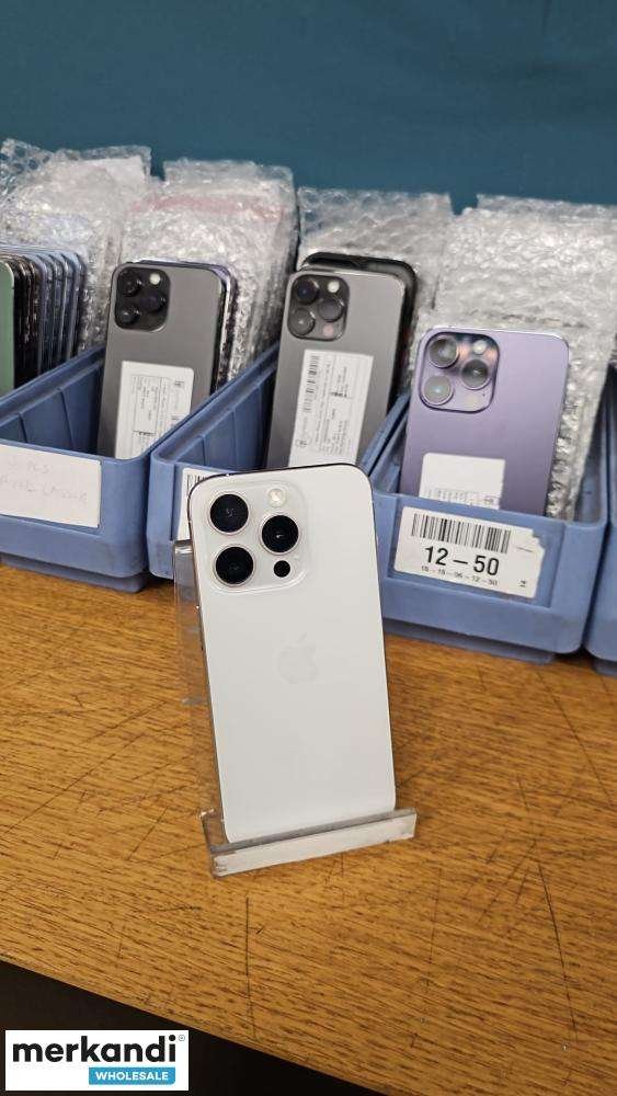 APPLE IPHONE 15 PRO, 128GB, клас AB, напълно оригинален, с фактура за продажба (без ДДС).